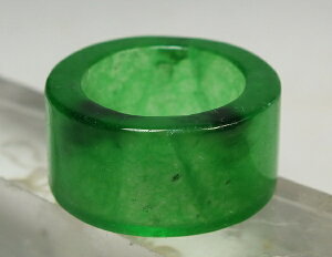 ■龍香堂■☆ミャンマー氷種翡翠(アイスジェダイト)広幅指輪9号(f2)