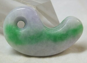 ■龍香堂■☆ミャンマー翡翠(ひすい)勾玉45mm(h42)