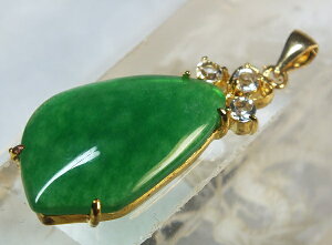 ■龍香堂■☆ミャンマー氷種翡翠(アイスジェダイト)ペンダントトップ31mm(yor)