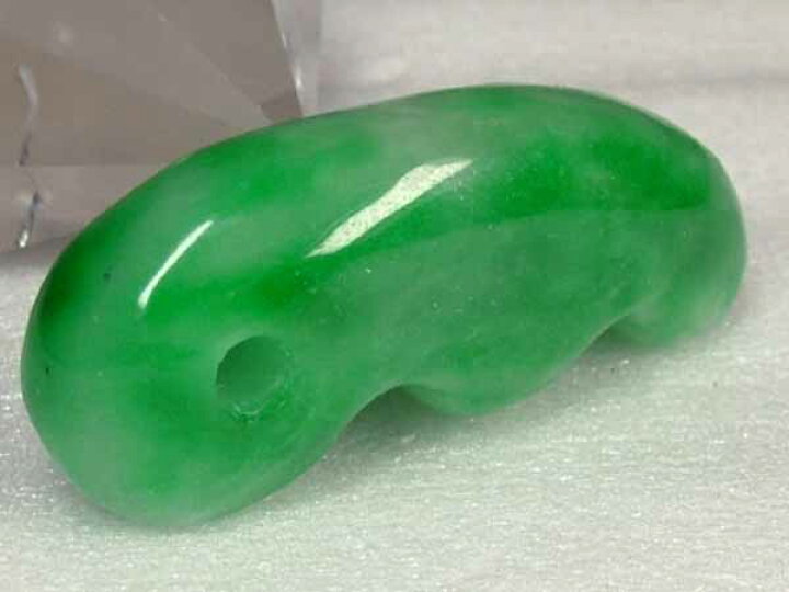 楽天市場】□龍香堂□☆ミャンマー翡翠 獣形勾玉（41mm） : 龍香堂