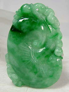 ■龍香堂■☆ミャンマー翡翠(ひすい)トップ「大如意」43mm