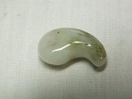 ■龍香堂■☆「国石」糸魚川翡翠（ひすい）小勾玉21mm