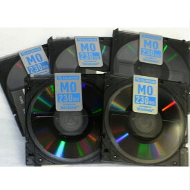 【中古】未使用品富士フィルムのMOドライブ用ディスク230MBの5枚組み ○J13-33-3