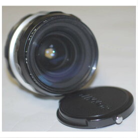 【中古】本物ニコンの日本工学の1眼レフカメラ用広角レンズ28mm　F3,5　〇F18-2