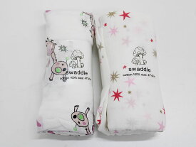 【値下げ!】新品 未使用品▲スワドル/swaddle▲120×120cm ガーゼおくるみ/ガーゼブランケット2枚set/小物 白系 星柄×キリン 出産祝い ベビーギフト お昼寝 日よけ【ネット限定】子供 キッズ kids ベビー baby 男の子 女の子 春夏秋冬 115032 childcare