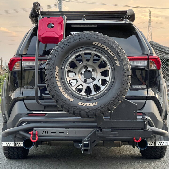 楽天市場 スペアタイヤキャリア タイヤラック 汎用 Rav4 50系 ハリアー 80系 ヤリスクロス フォレスター Sk エクストレイル T32 Suv 背面タイヤ 後付け 取り付け ラック クロスカントリー キャリア マウント パーツ カスタムパーツ アクセサリー オフロード くるま