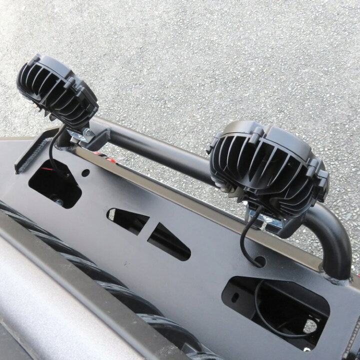 楽天市場 1個 ワークライト Led ジムニー Jb64 Rav4 50系 ルーフ ライト ランプ キャンプ グッズ 車中泊 ルーフキャリア ラダー ブルバー ルーフラック オフロード Suv Rv アクセサリー パーツ カスタム ドレスアップ カスタム 改造 外装 作業灯 51w 17灯 1p 汎用