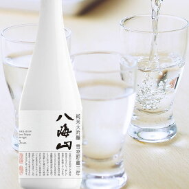 八海山 雪室貯蔵 3年 純米大吟醸 新潟 八海醸造 最高級の酒 720ml