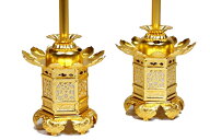 ［仏具］　六角型吊灯篭　猫足　2．0寸　〔浄土真宗 本願寺派(西) 〕【電気コード、LED電球付 】