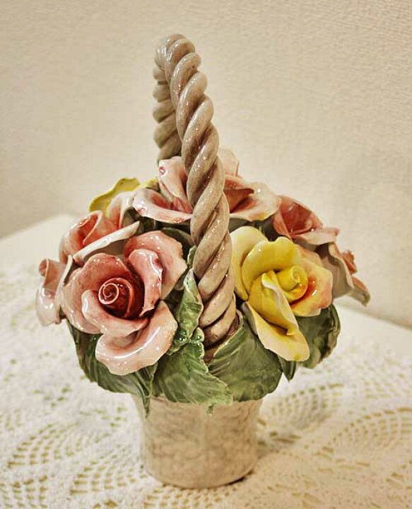 イタリア製 花瓶 ピッチャー型 高さ34cm カポディモンテスタイル 陶花 バラ 花器 フラワーベース 陶磁器 イタリア製 花瓶 ピッチャー型 高さ34cm カポディモンテスタイル 陶花 バラ 花器 フラワーベース 陶磁器 置物 札幌市 中央区 南12条