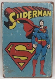 送料無料　スーパーマン　コミック　ポスター　立ち水色　金属製　メタルサインプレート SUPERMAN DCコミック DC COMIC アメリカンコミック アメコミ ヒーロー 看板　ブリキ　アンティーク　ガレージ　インテリア　広告　カフェ　店舗備品