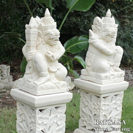 アウトレット品 少々訳あり 石彫り ラクササ像 《 左右セット 高さ46cm》 石像 手彫り 置き物 神話 神様 置き物 オブジェ ガーデンオブジェ インテリア バリ島 南国リゾート おしゃれ 神秘的 エキゾチック 彫刻 STO-0247