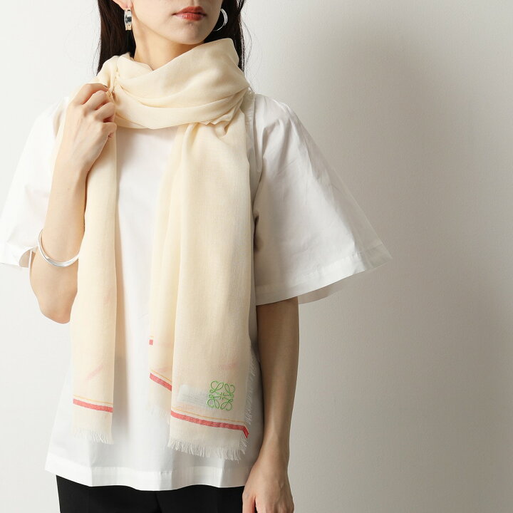 ロエベの薄手のストール - バンダナ・スカーフ 