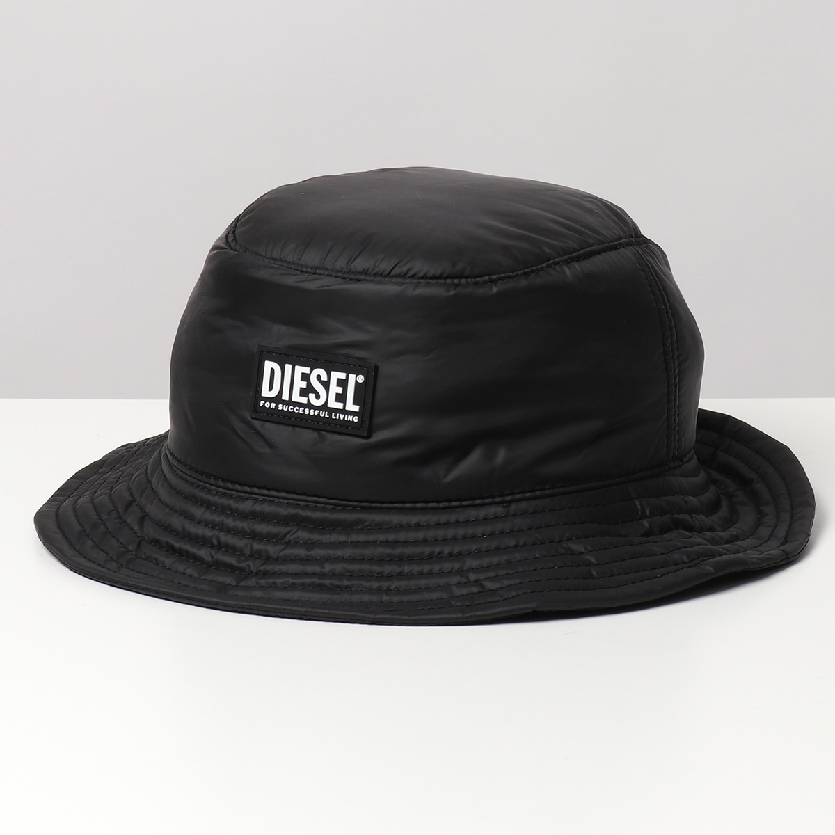 DIESEL ディーゼル バケットハット C-SWAMP A03182 0TCAV メンズ 中綿入り ナイロン ロゴ 帽子 9XX |  インポートセレクト musee
