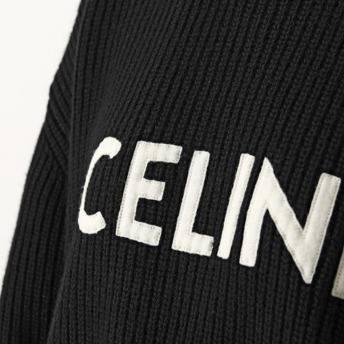 CELINE セリーヌ ニット 2A09T423P.38NO レディース ウール リブ セーター オーバーサイズ クルーネック ロゴパッチ |  インポートセレクト musee