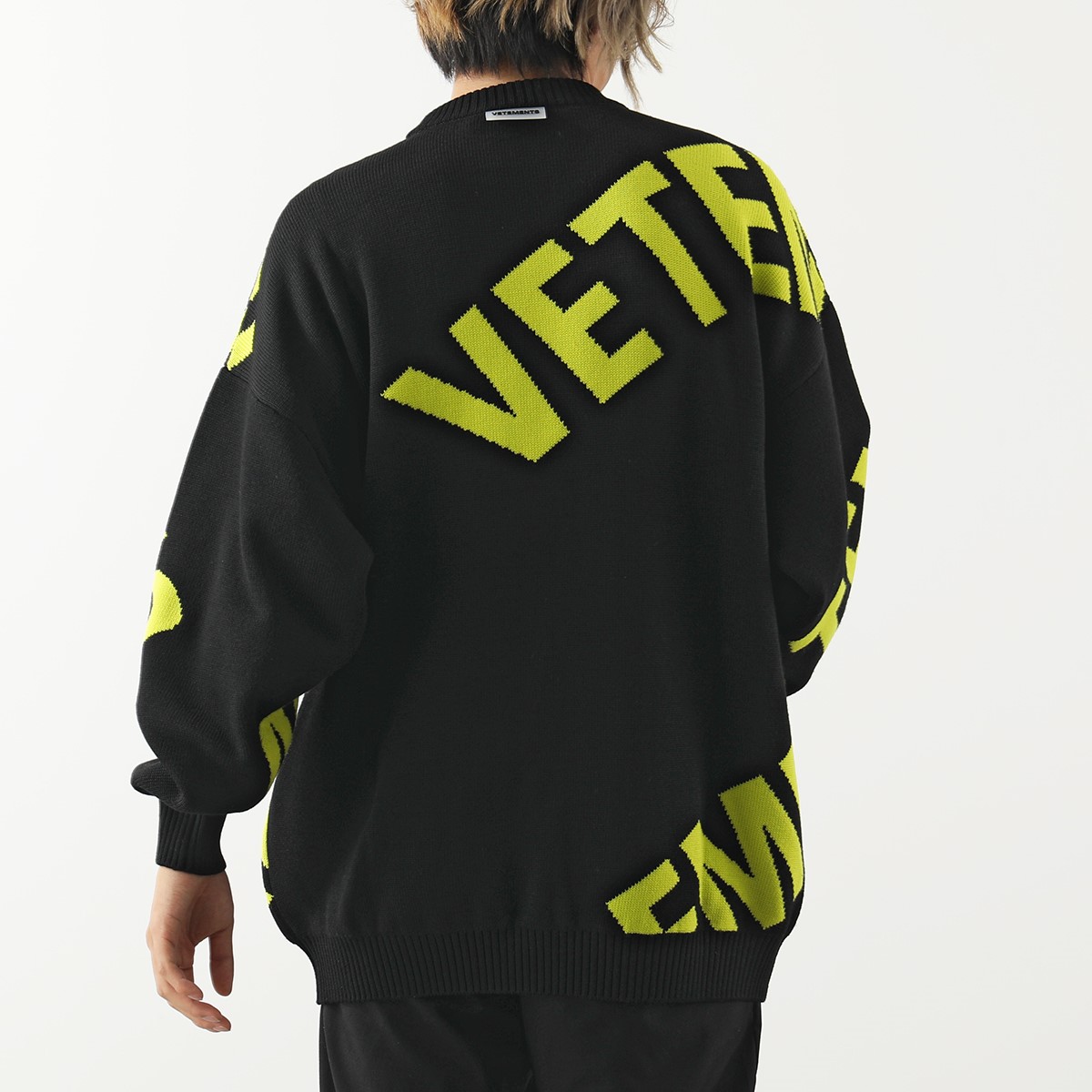 楽天市場】VETEMENTS ヴェトモン セーター Giant Logo UA53KN200Y