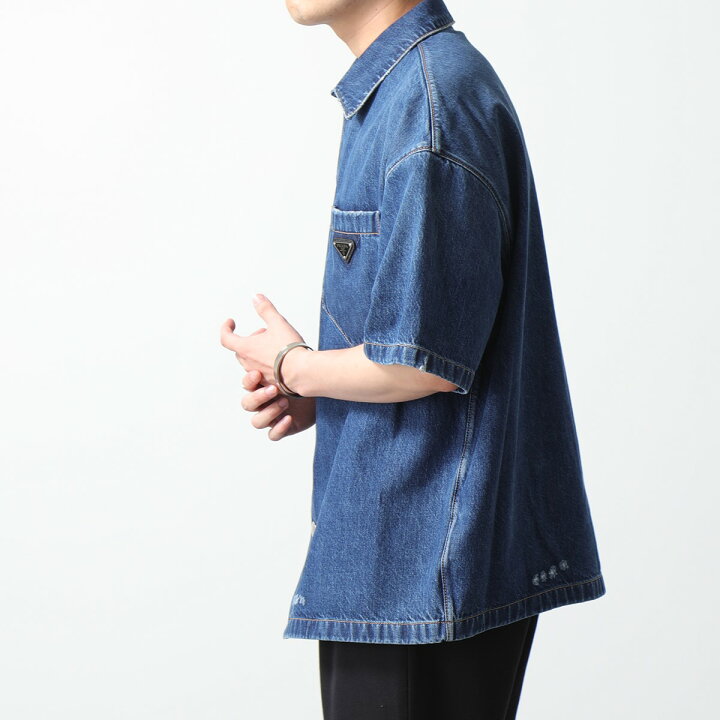 Pradaデニムシャツ トライアングルロゴ 胸ポケット ダメージ加工 