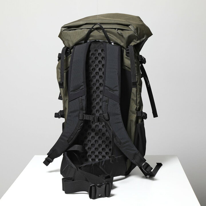 楽天市場】ARCTERYX アークテリクス バックパック 18795 Brize 32 