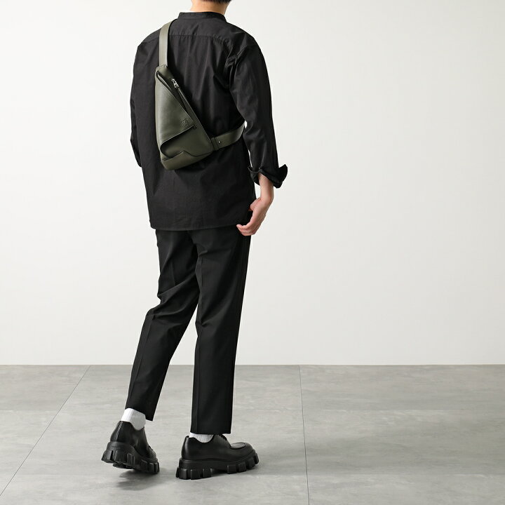 楽天市場】LOEWE ロエベ ショルダーバッグ B511A09X06 メンズ アントン 