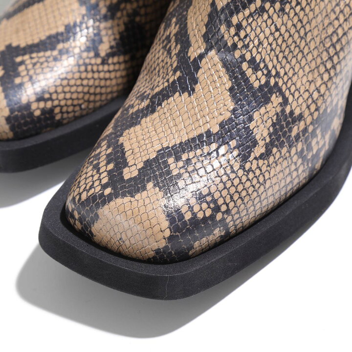 givenchy ジバンシーパイソンパターンホワイトレザーチェルシーブーツ