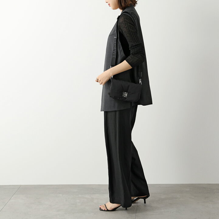 楽天市場】LOEWE ロエベ ショルダーバッグ GOYA PUFFER NYLON MINI BAG  