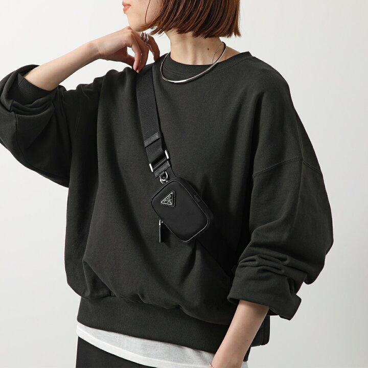 5％OFF フォロワークーポン！！】PRADA プラダ 2VH156 三角プレート  