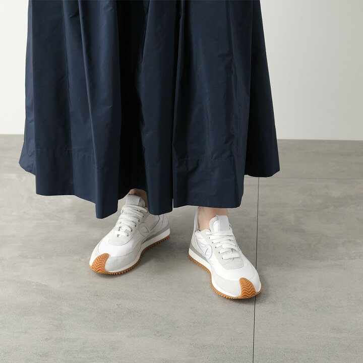 楽天市場】LOEWE ロエベ スニーカー FLOW RUNNER フローランナー 