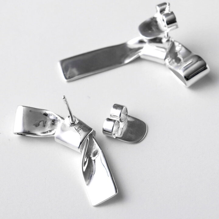 楽天市場】ANNIKA INEZ アニカイネズ ピアス Small Cravat Earrings 