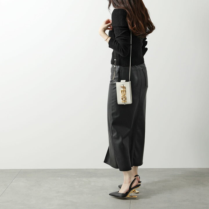 楽天市場】FENDI フェンディ フォンポーチ 7AS192 A5DY レディース 