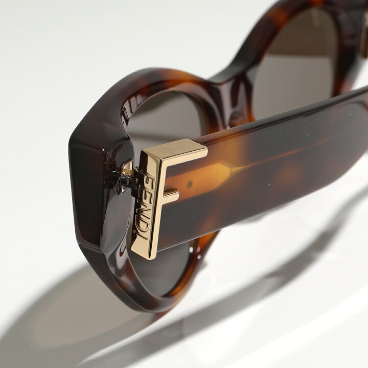 本日限定価格】FENDI フェンディ サングラス ポーチ メガネケース付き 