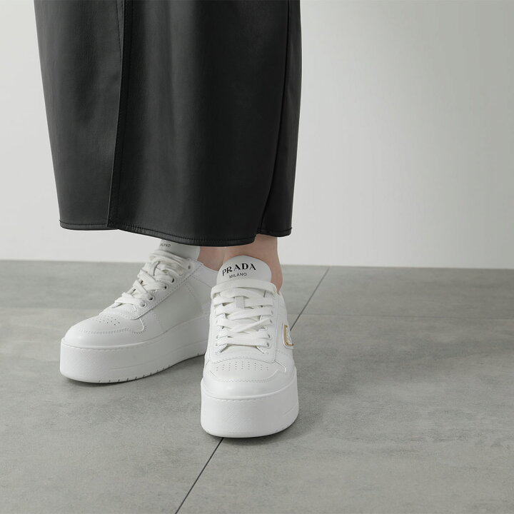 PRADA プラダスニーカー厚底レザー 
