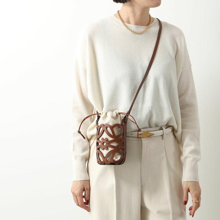楽天市場】LOEWE ロエベ ショルダーバッグ ANAGRAM CUT OUT POCKET 