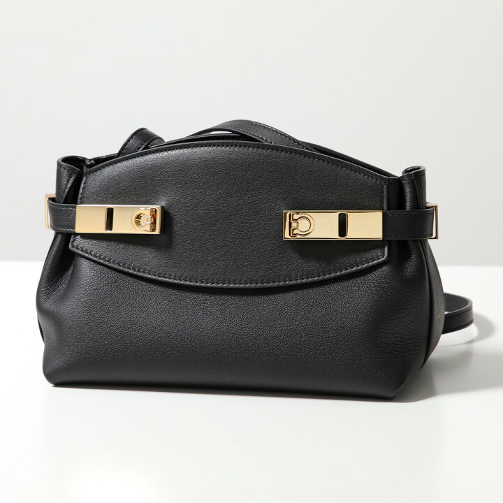 楽天市場】FERRAGAMO フェラガモ ショルダーバッグ HUG POUCH S ハグ 