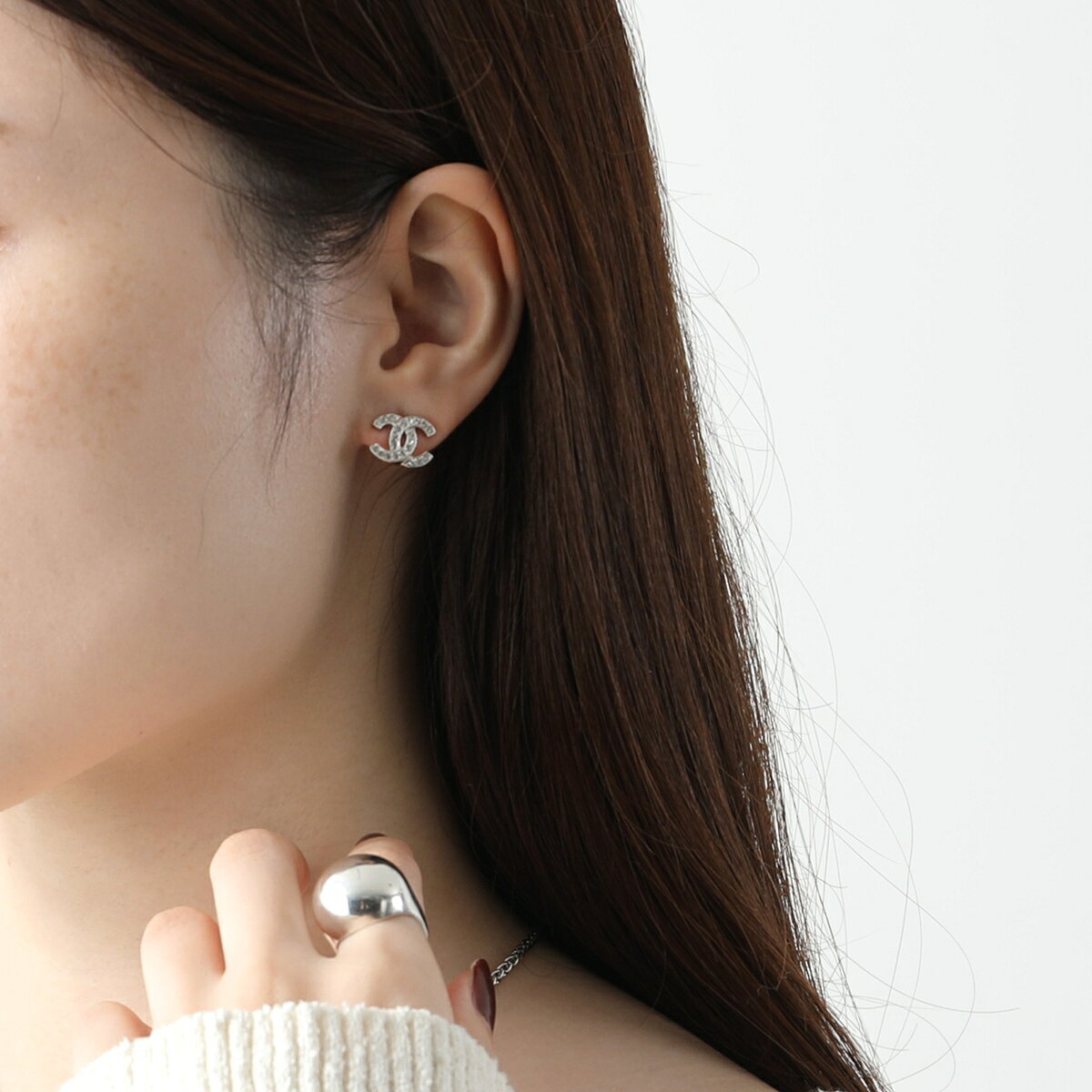 CHANEL シャネル ピアス ABE100 Y02003 レディース ラインストーン ココマーク CCマーク スタッド アクセサリー カラー2色 - メイン画像 6