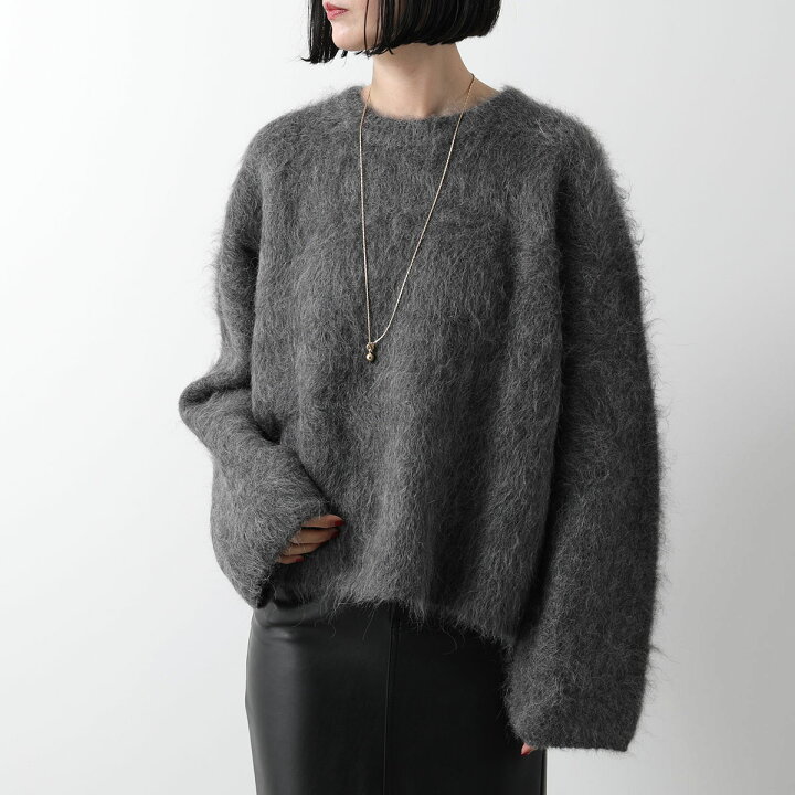 toteme トーテム 刺繍 セーター グレー toteme トーテム 刺繍 セーター  