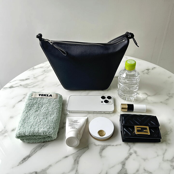 楽天市場】LOEWE ロエベ ショルダーバッグ HAMMOCK HOBO MINI 