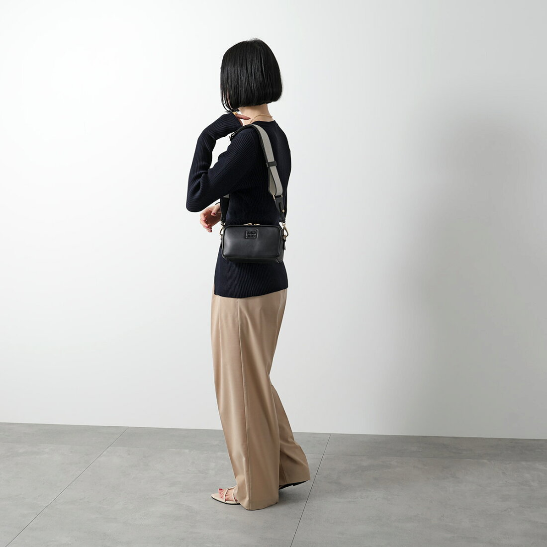 楽天市場 | インポートセレクトmusee - MIU MIU♡ショルダーBAG 容量 