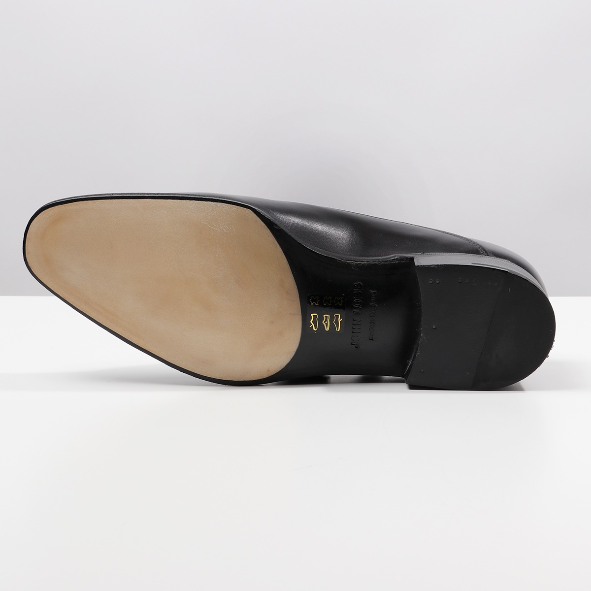 JOHN LOBB ジョンロブ CHAPEL CALF 704180L MUSEUM CALF M/W チャペル レザー レザーシューズ  ドレスシューズ 革靴 ビジネス BLACK 靴 メンズ | インポートセレクト musee