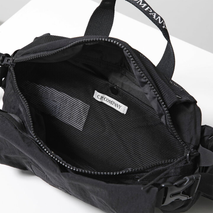 楽天市場】【最大2万円OFFクーポン対象・6/20～6/21限定】C.P.COMPANY 