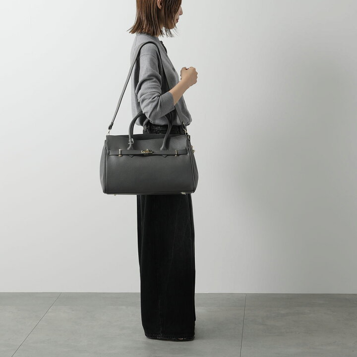 おうれンてィ　れザーとーとバッグ　ちェーンポしェッと付き　いたりあ　旅行 おうれンてィ れザーとーとバッグ ちェーンポしェッと付き