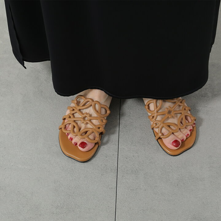 楽天市場】LOEWE ロエベ サンダル PETAL ANAGRAM SLIDE ペタル 