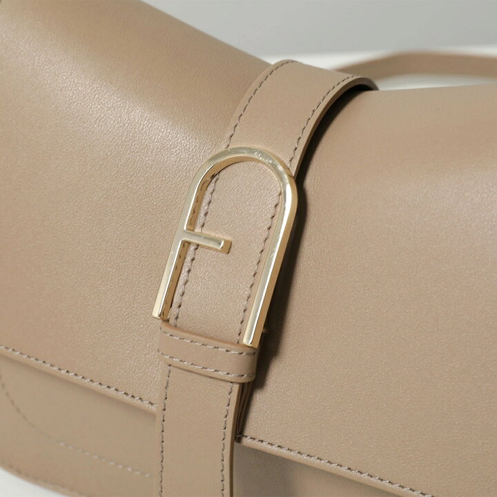 楽天市場】【最大2万円OFFクーポン対象・7/18～7/20限定】Furla フルラ 