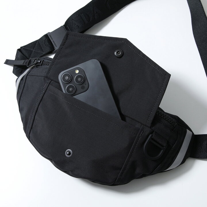 楽天市場】【最大2万円OFFクーポン対象・6/20～6/21限定】CANADA GOOSE 