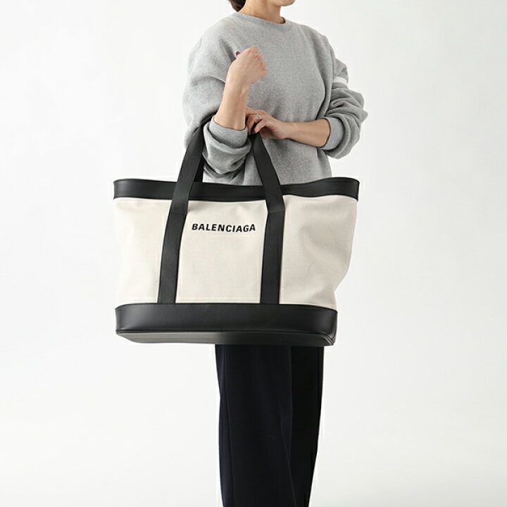楽天市場 Balenciaga バレンシアガ Aq3an Navy Tote E W キャンバス レザー トートバッグ ショッピングバッグ 9260 ユニセックス 鞄 メンズ インポートセレクト Musee 楽天市場 Balenciaga バレンシアガ Aq3an Navy Tote E W キャンバス レザー トートバッグ ショッピングバッグ 9260 ユニセックス 鞄 メンズ インポートセレクト Musee