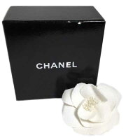 コサージュ カメリア フラワー シャネル ホワイト ブローチ CHANEL 【SS】 【中古】