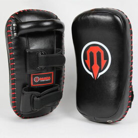 MAZA［マザ］ KURO-1　キックミット（ペア）（黒/赤）／ Kick Pads (Pair) - Black/Red／ MMA 総合格闘技 スポーツ ボクシング キック ブラジリアン柔術 ムエタイ トレーニング ミット 蹴り 打撃 スパーリング 練習