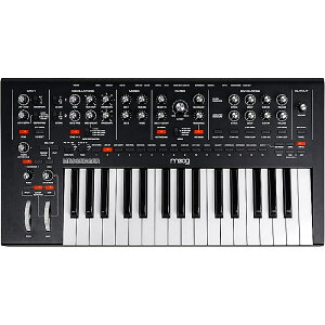 Moog(���[�O) / Messenger ���m�t�H�j�b�N�E�A�i���O�E�L�[�{�[�h�E�V���Z�T�C�U�[ 32�� 64�X�e�b�v�V�[�P���T�[ 256�v���Z�b�g �A�t�^�[�^�b�`�Ή� �T�u�I�V���[�^�[ ���_�[�E�t�B���^ �A���y�W