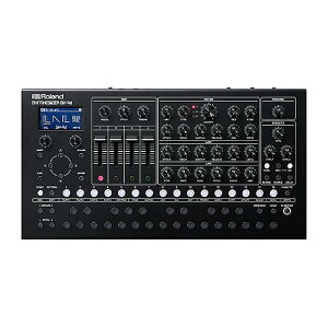 ROLAND ( [h ) / SH-4DċxXyV