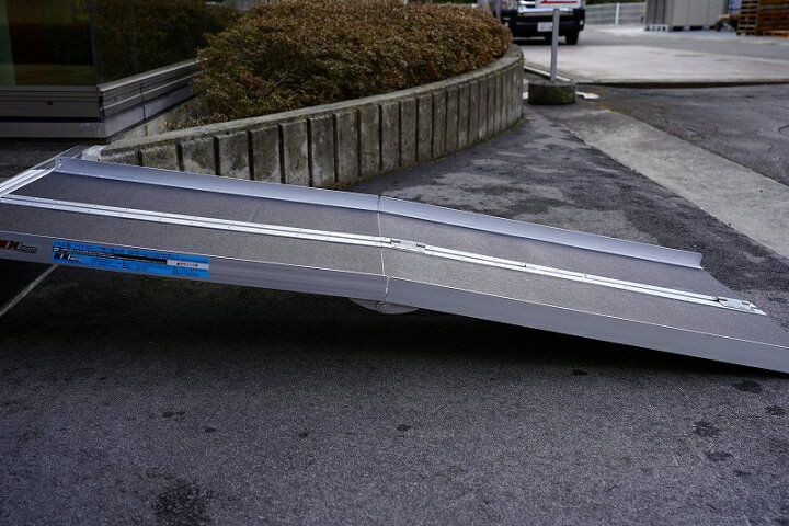 楽天市場】台車・車椅子・バイク用 段差解消 スロープ 182cm 滑り抑制仕様 ミニモト(Minimoto) 【送料無料】 【ホンダ4miniパーツ】 : ミニモト楽天市場店 楽天市場】台車・車椅子・バイク用 段差解消 スロープ 182cm 滑り抑制仕様 ミニモト(Minimoto) 【送料無料】 【ホンダ4miniパーツ】 : ミニモト楽天市場店
