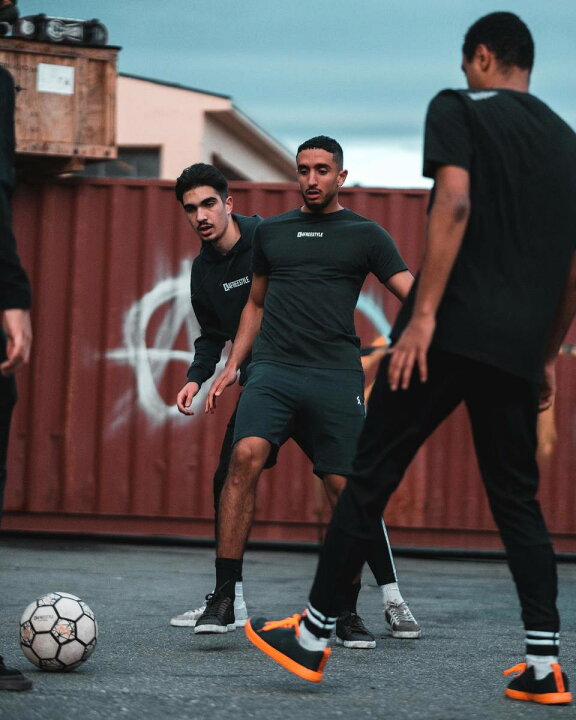 楽天市場 4freestyle 4フリースタイル シューズ Explore Iii Freestyle Football Shoes Dark Grey Orange ノルウエーオスロ正規品 エアトリック リフティング ドリブルムーブ スニーカー お買い物マラソン4日から ナカジマスポーツ楽天市場店